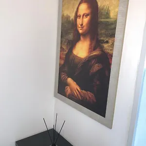 Monna Lisa Centro , Lecce Italia